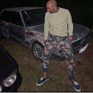 Meet your Posher, Peter